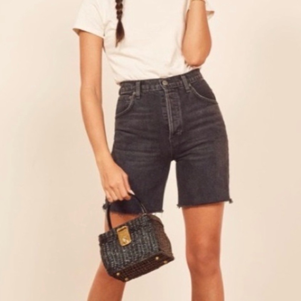 Reformation Jeans Allie Jean Short Mid Length Denim Button-Fly Frayed Raw Hem